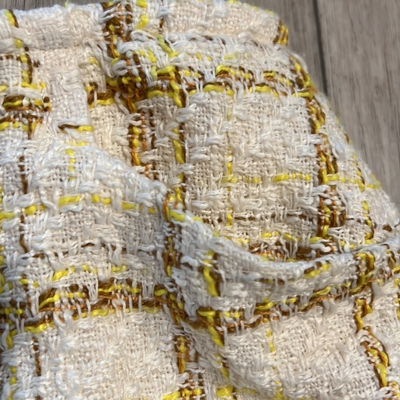 Cabi Coco Skirt (style 6362) - Picture 6 of 13